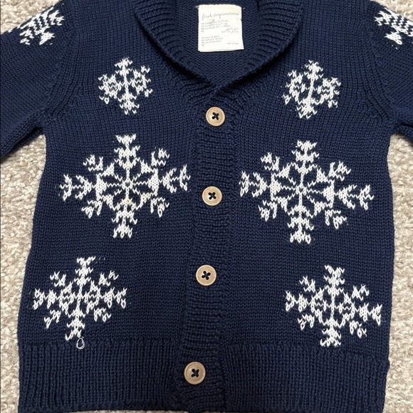 Navy Blue Knit Cardigan button up Sweater with collar :) snowflake embroidery - Picture 6 of 8